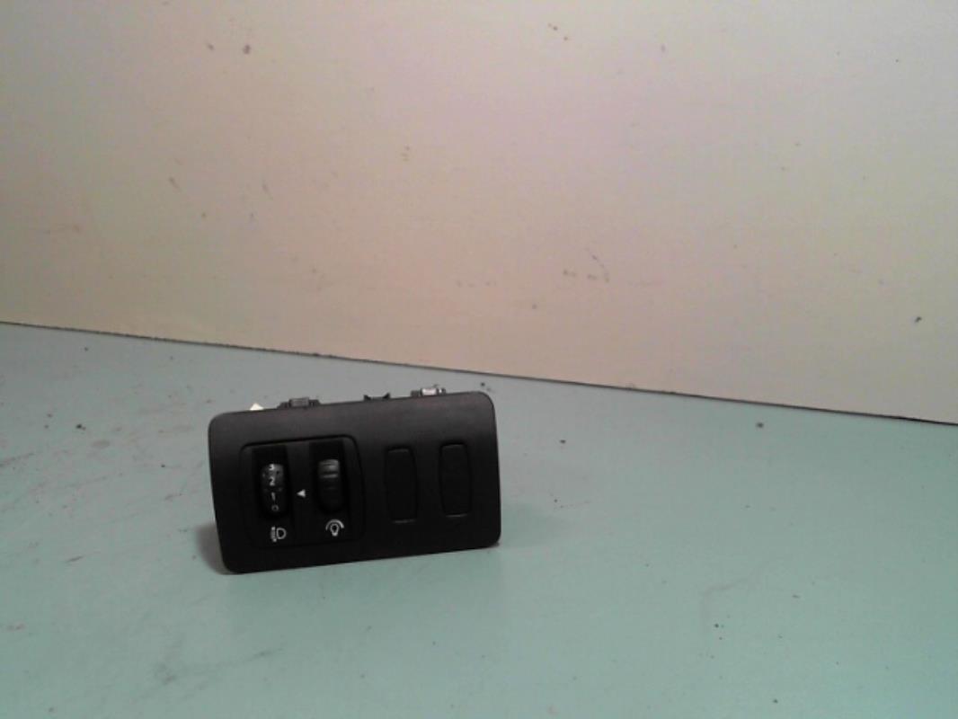 Commande de reglage hauteur de phare RENAULT CLIO 3 PHASE 1 Essence - 1
