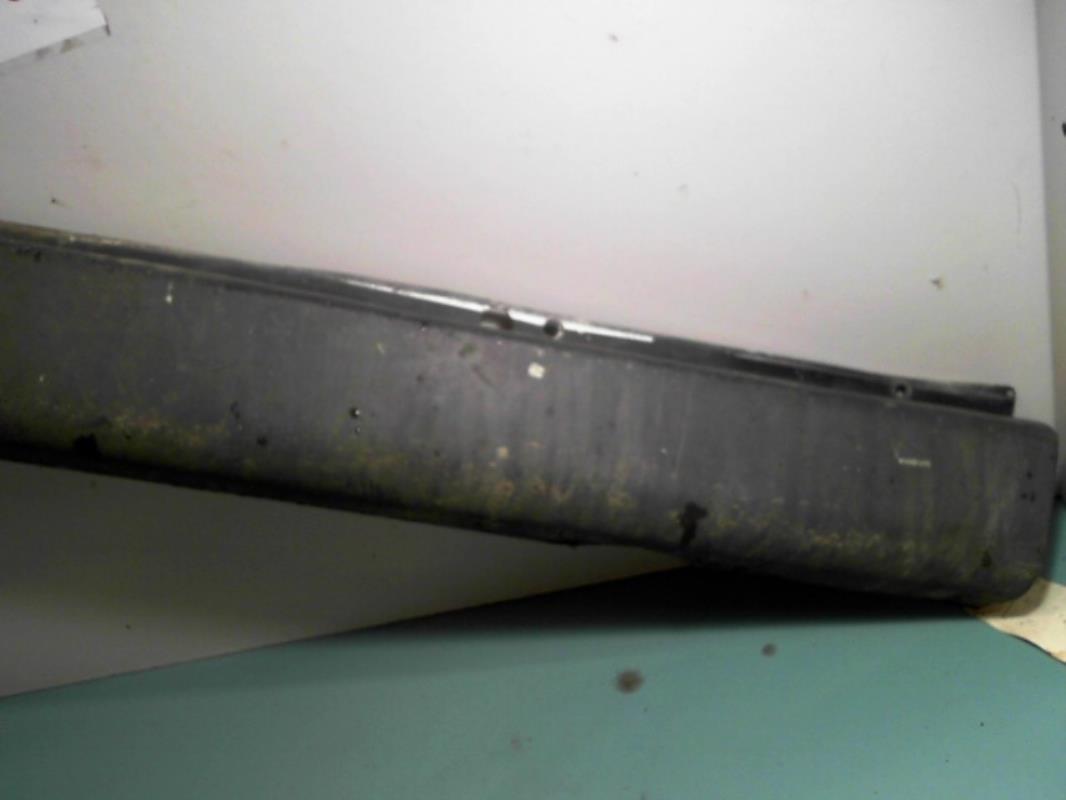 Pare chocs centrale arriere (utilitaire) FORD TRANSIT 4 Diesel - 1