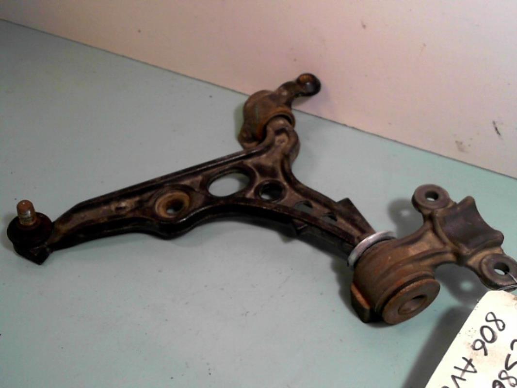 Triangolo inferiore anteriore sinistro PEUGEOT 806 Diésel - 1