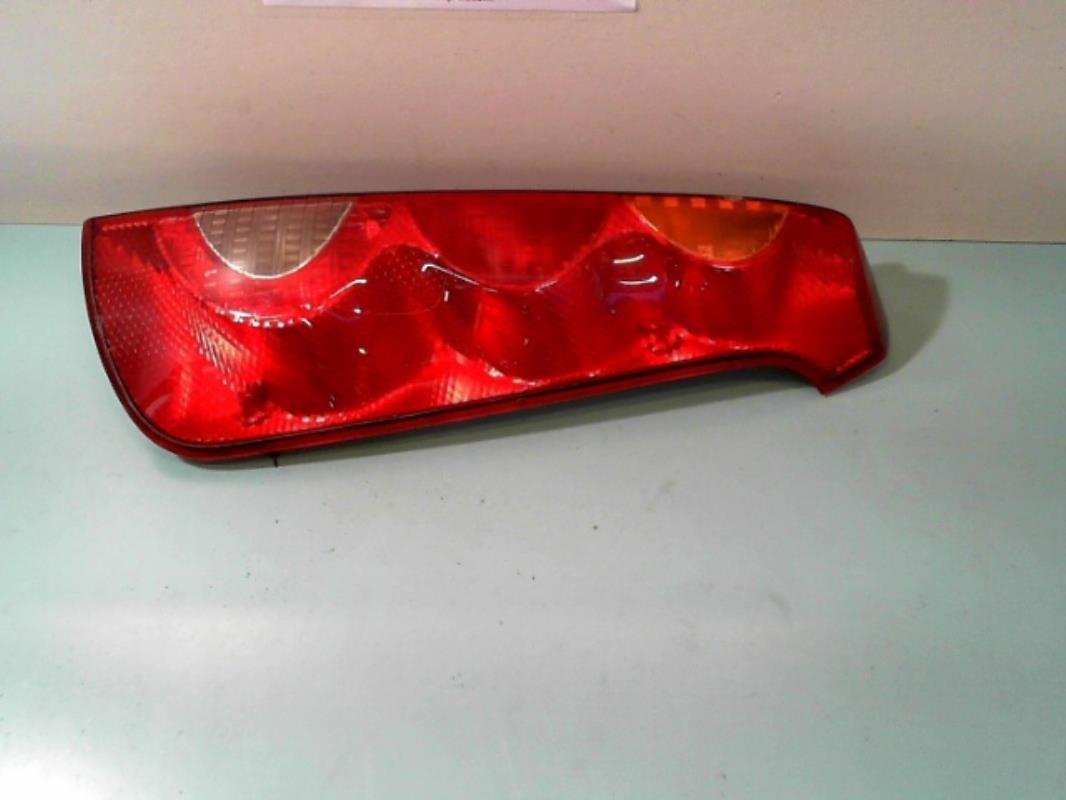 Fanale posteriore principale destro (luci) NISSAN NOTE 1 PHASE 1 Diésel - 1