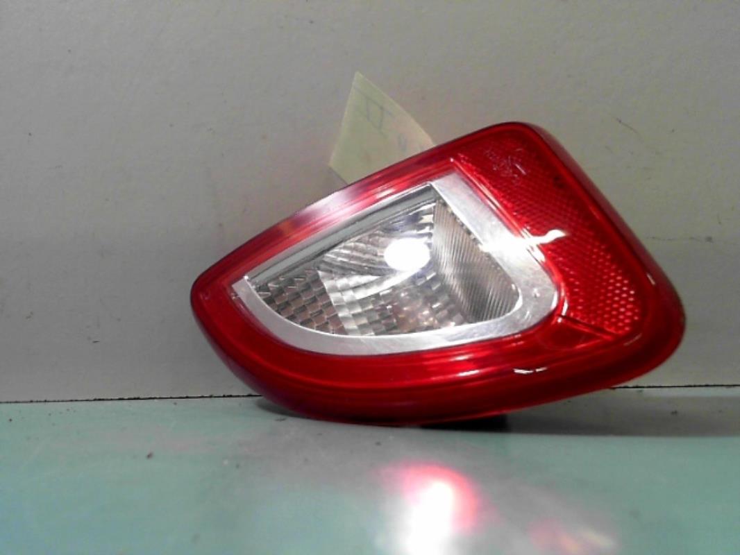 Feu arriere secondaire droit (feux) RENAULT TWINGO 2 PHASE 2 Essence - 1