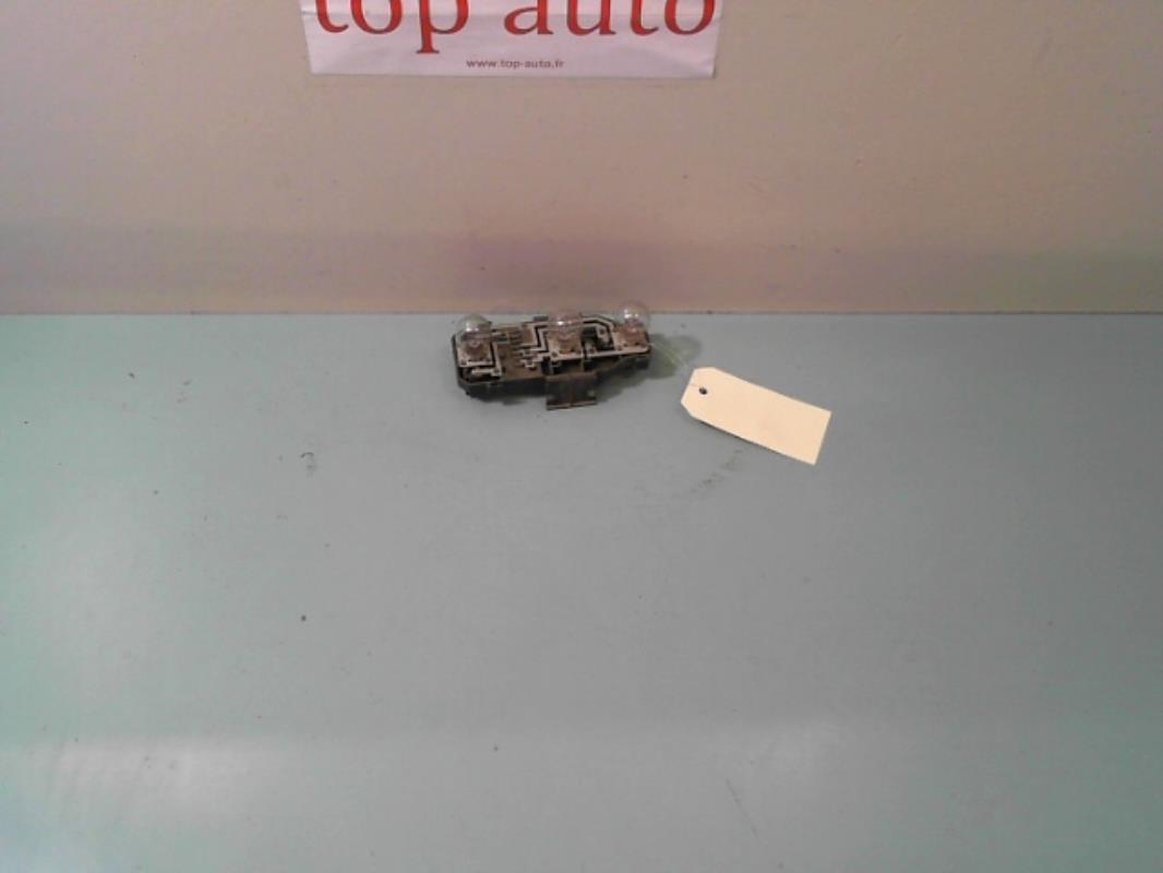 Base portalampade fanale posteriore destro AUDI A6 2 PHASE 2 Diésel - 1