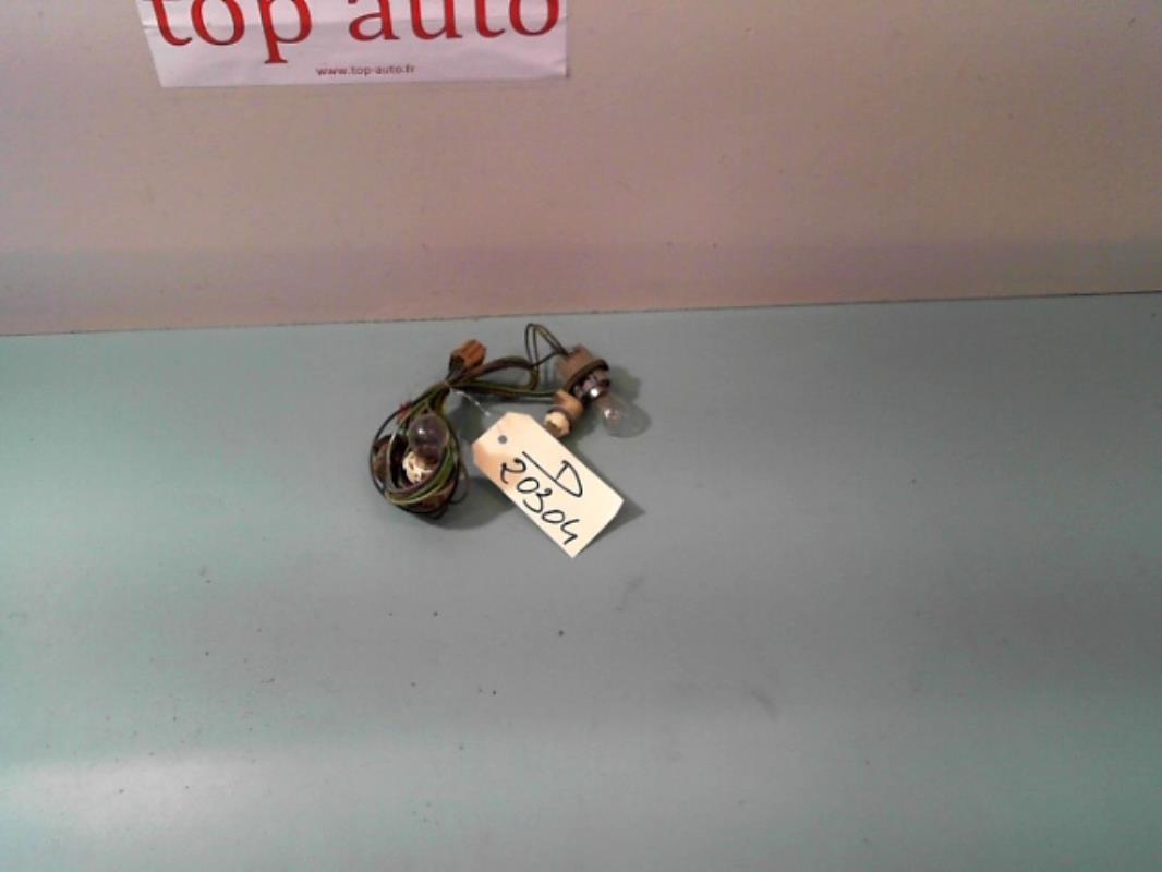 Base portalampade fanale posteriore destro NISSAN ALMERA TINO PHASE 2 Diésel - 1