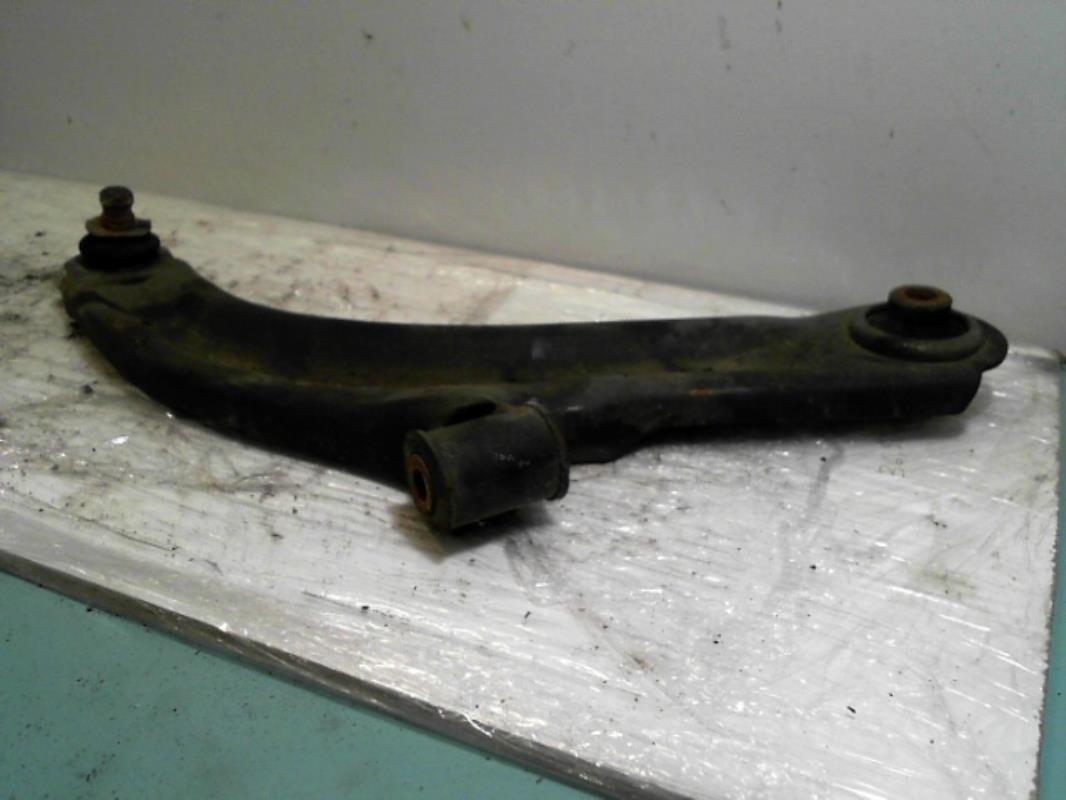 Braccio sospensione inferiore anteriore destro RENAULT CLIO 3 PHASE 1 Diésel - 1