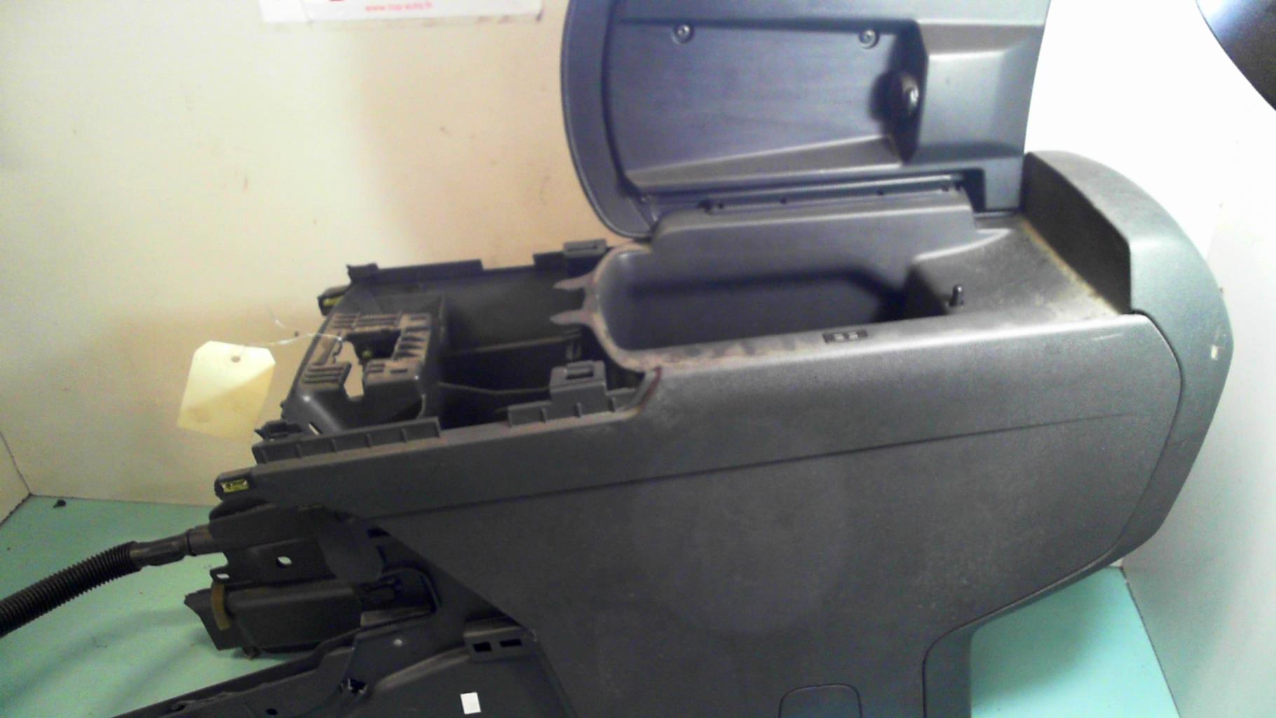 Consolle centrale (interno in plastica) PEUGEOT 3008 1 PHASE 1 Diésel - 1