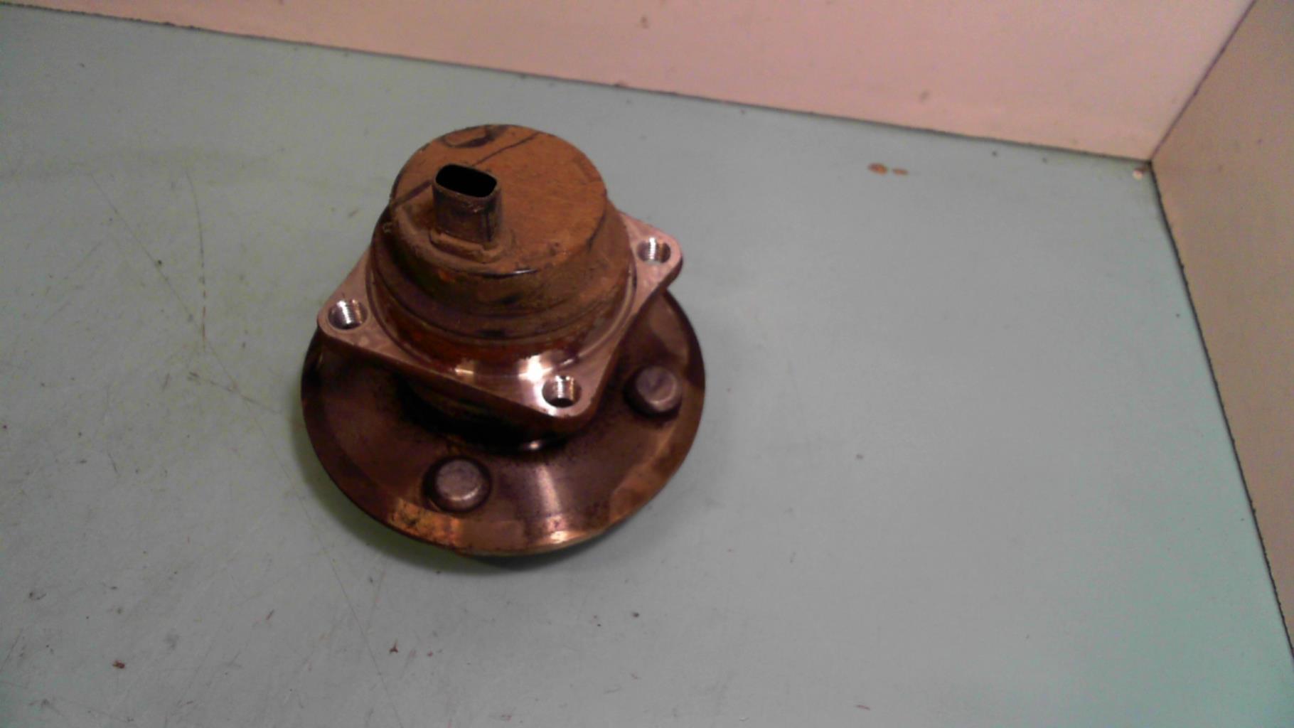 Mozzo posteriore destro TOYOTA COROLLA 10 PHASE 2 Diésel - 1