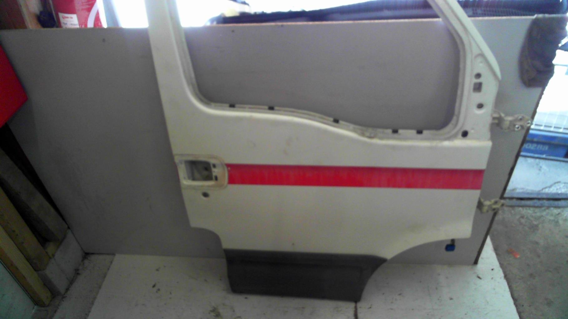 Porte avant droit IVECO DAILY 3 Diesel - 1