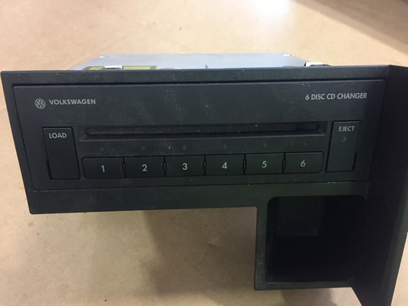 Chargeur CD VOLKSWAGEN TOURAN 1 PHASE 1 Diesel - 1