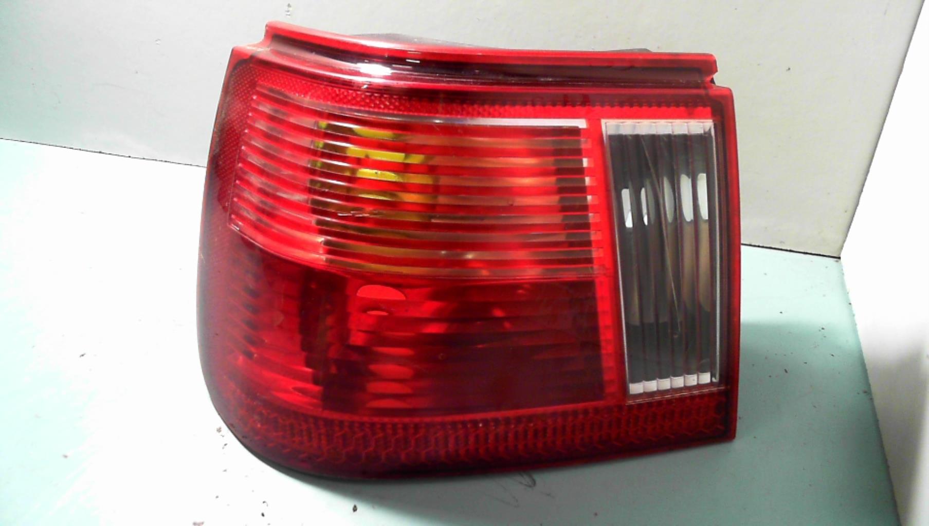 Fanale posteriore principale sinistro (luci) SEAT IBIZA 2 PHASE 3 Diésel - 1