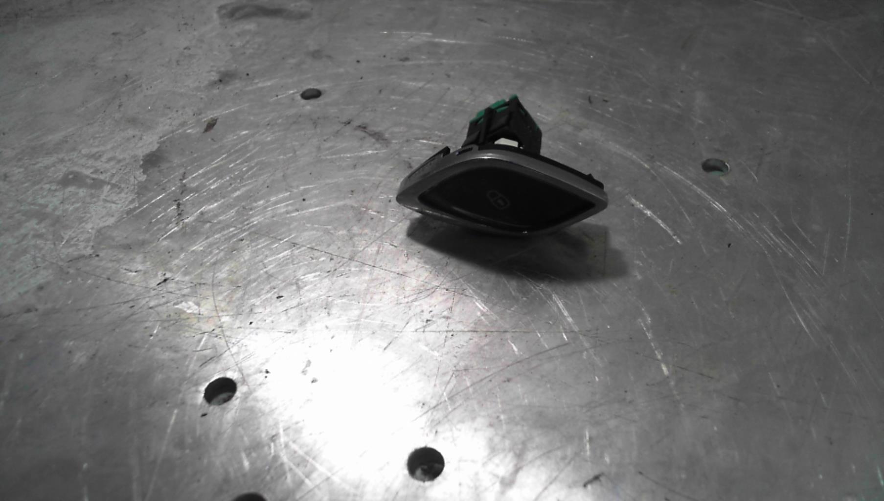Bouton/Interrupteur CITROEN C3 2 PHASE 2 Diesel - 1