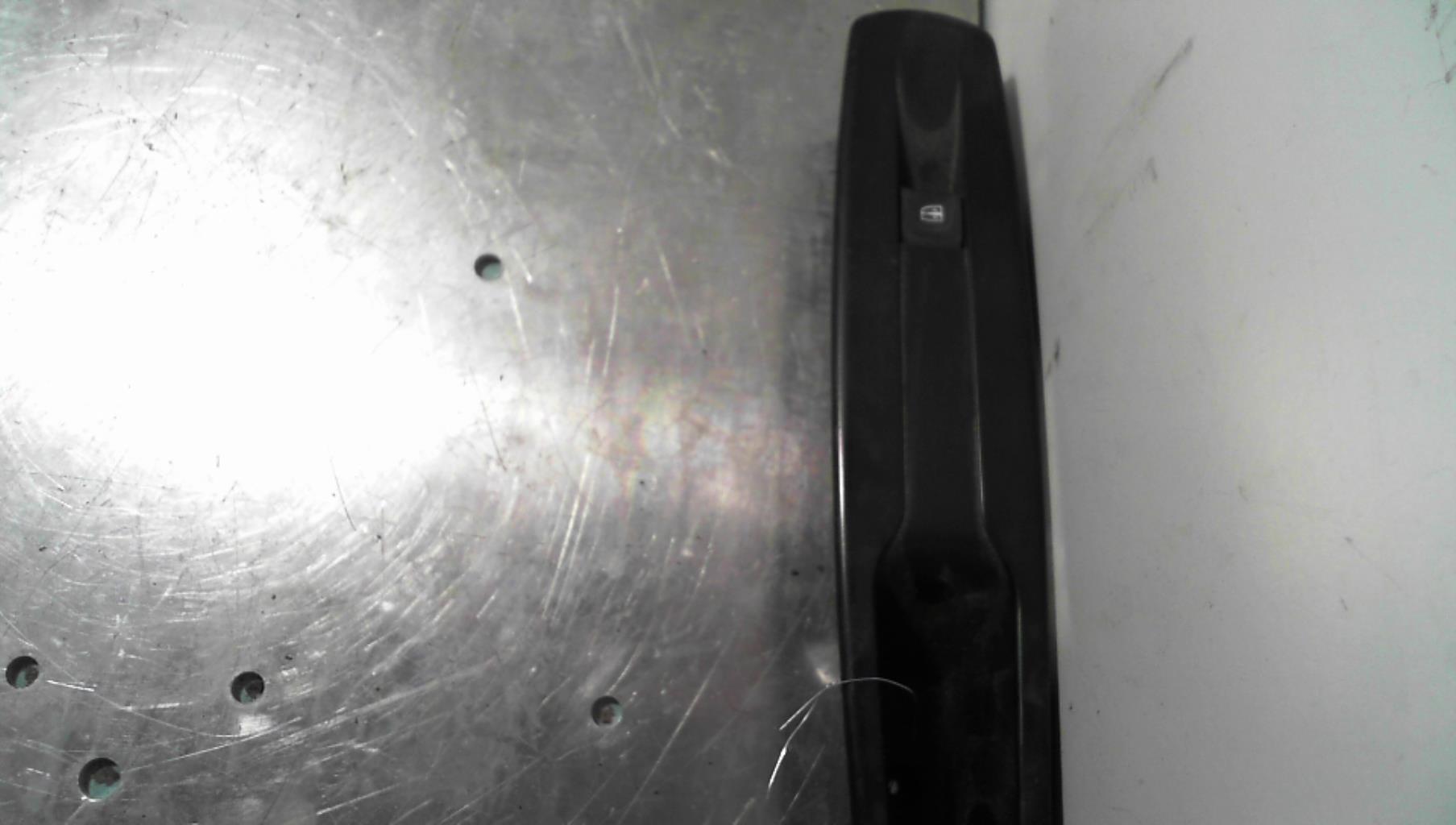 Interruttore lavacristalli anteriore destro RENAULT SCENIC 3 PHASE 1 Diésel - 1