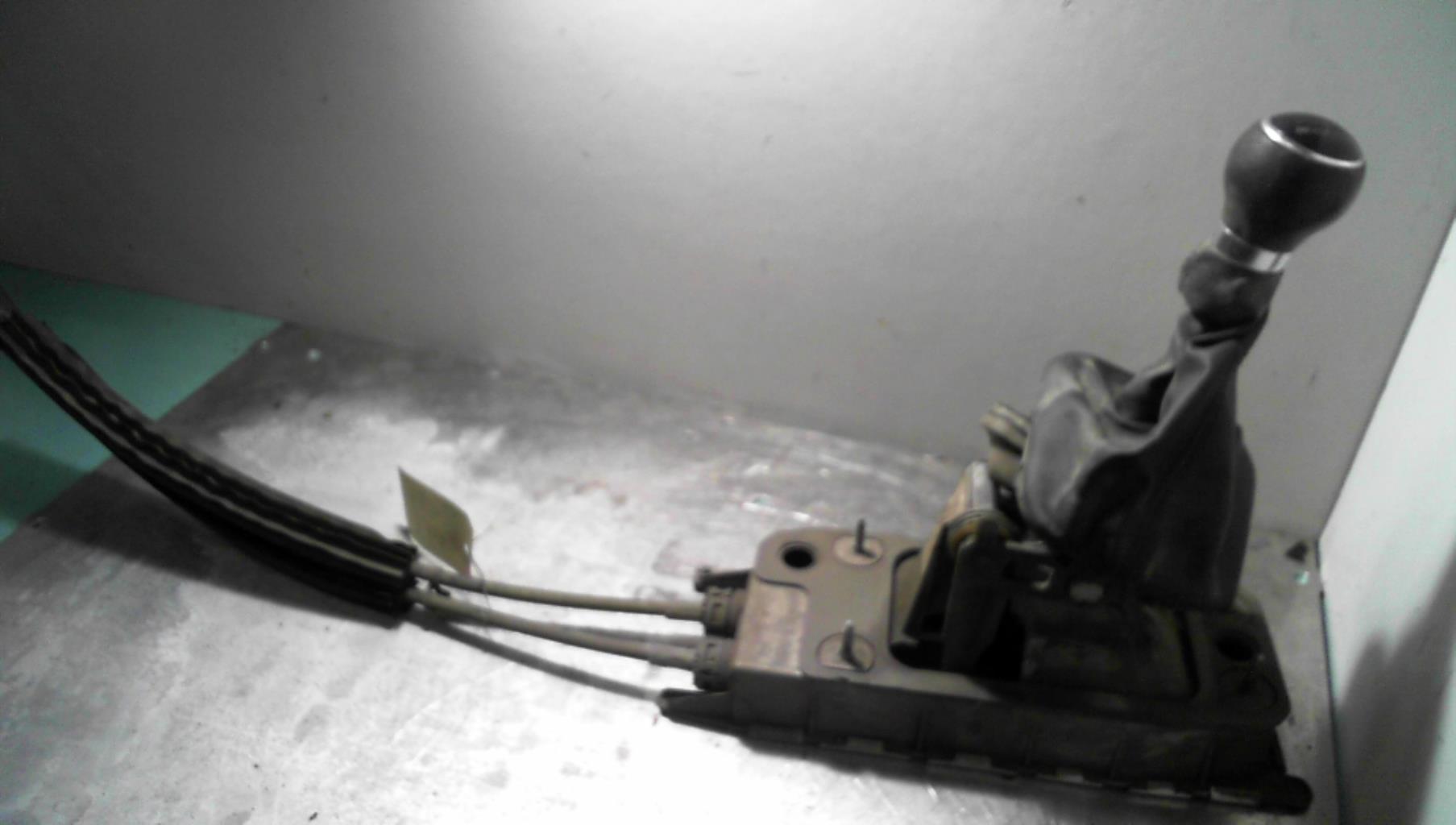 Levier de vitesses VOLKSWAGEN GOLF 6 Diesel - 1