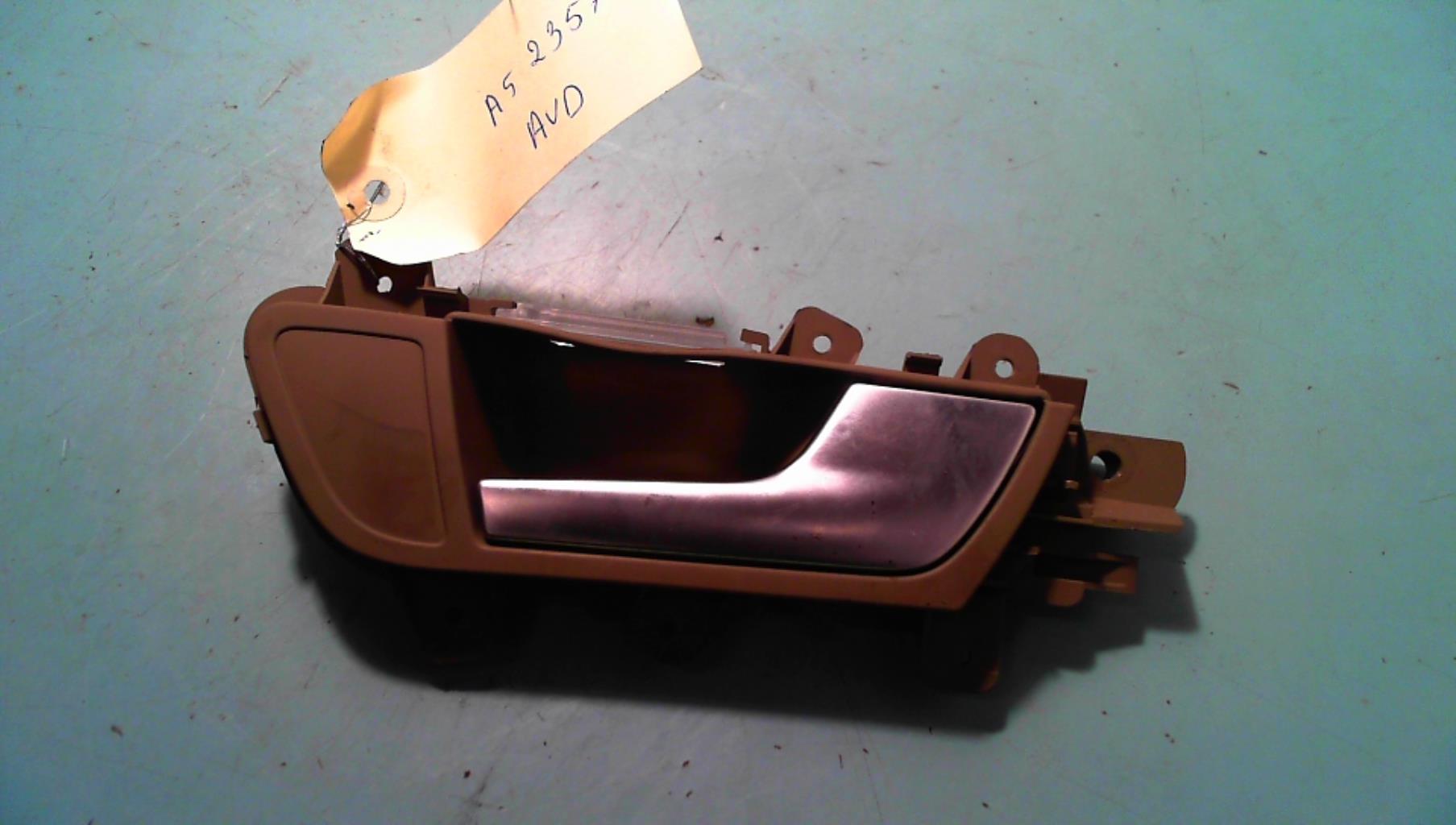 Maniglia interna anteriore destra AUDI A5 1 SPORTBACK PHASE 1 Gasolina - 1