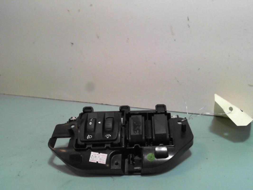 Commande de reglage hauteur de phare RENAULT CLIO 4 PHASE 1 Essence - 1
