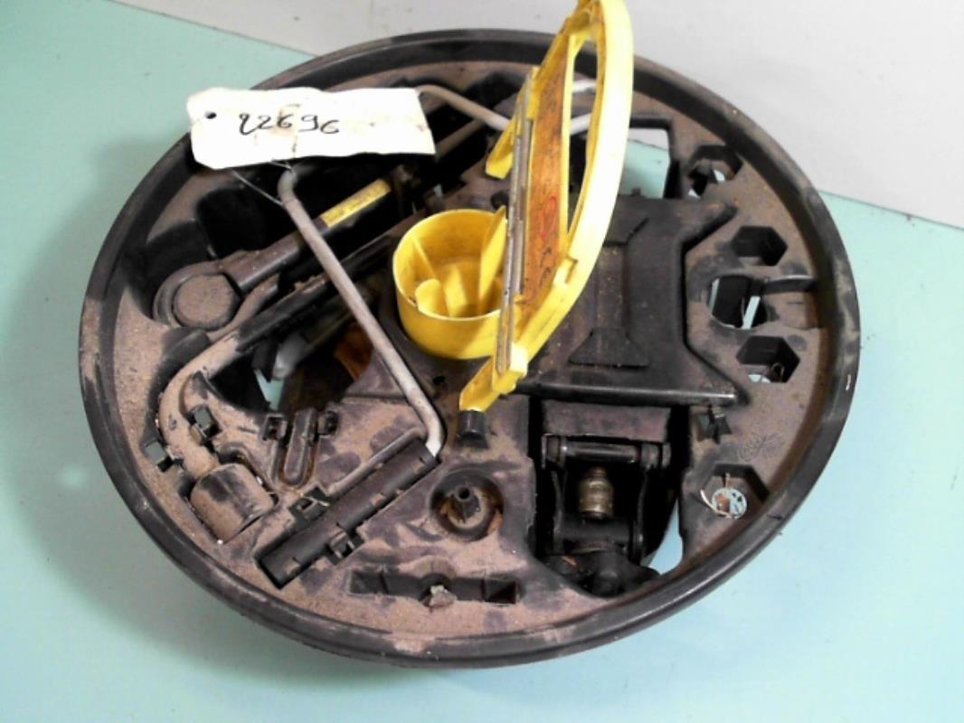 Cric (Ensemble depannage) RENAULT CLIO 2 PHASE 2 Diesel - 1
