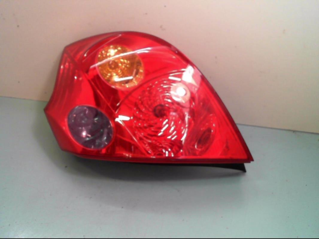 Fanale posteriore principale destro (luci) KIA CEE-D 1 PHASE 1 Diésel - 1