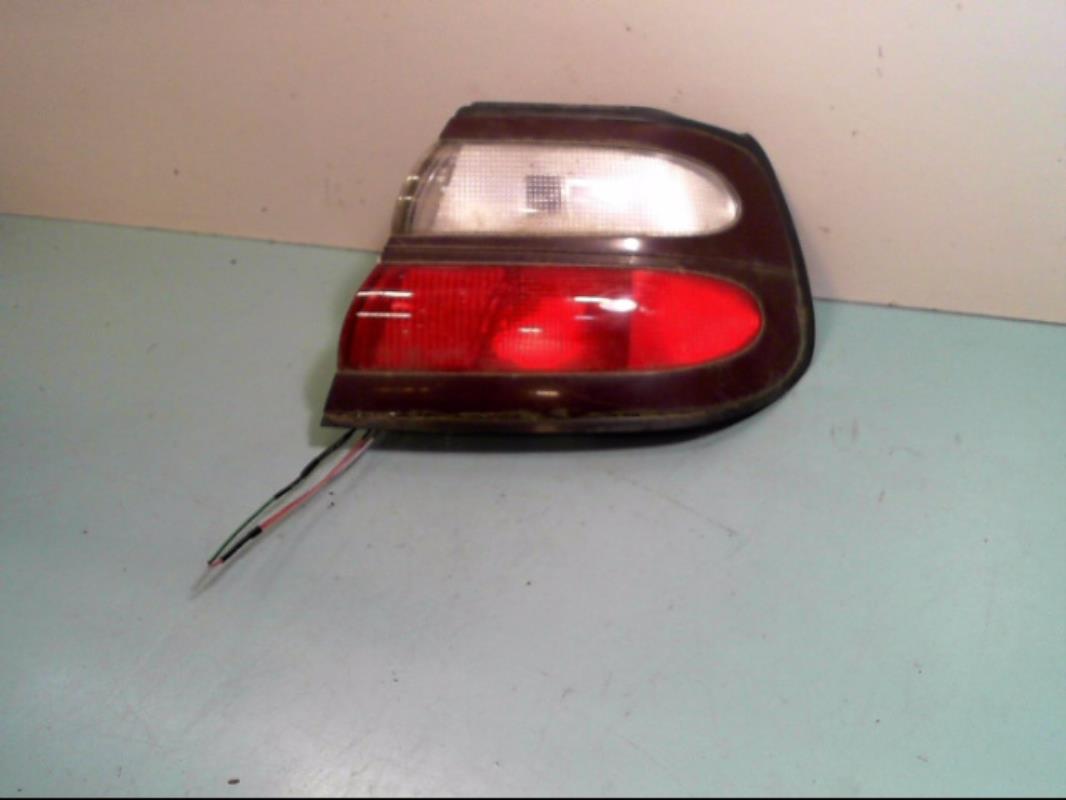 Fanale posteriore principale destro (luci) NISSAN ALMERA 1 PHASE 2 Diésel - 1