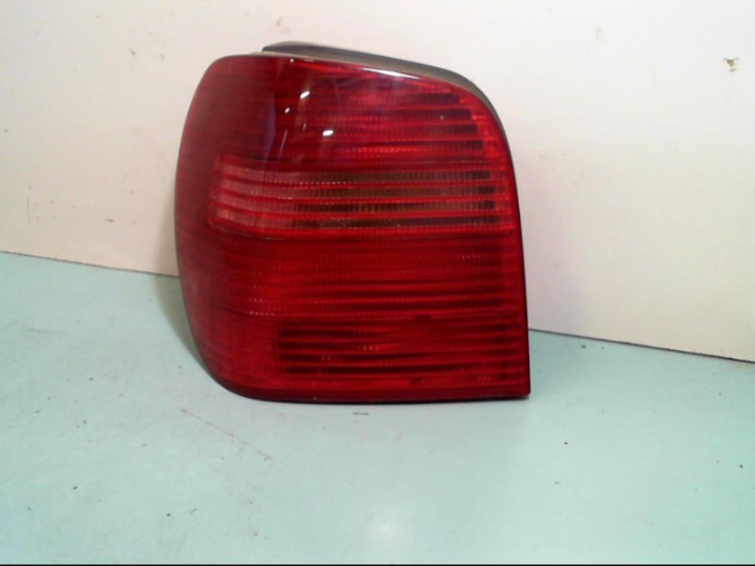 Fanale posteriore principale sinistro (luci) VOLKSWAGEN POLO 3 PHASE 2 Diésel - 1