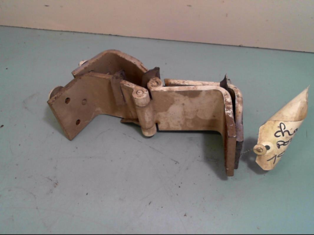 Cerniera portiera posteriore sinistra MERCEDES 307 2.4 DIESEL Diésel - 1