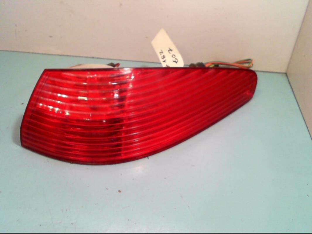 Fanale posteriore principale destro (luci) PEUGEOT 607 PHASE 1 Gasolina - 1