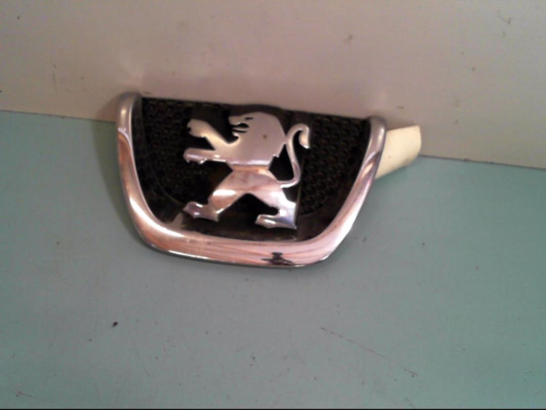 Sigle de calandre PEUGEOT 207 Diesel - 1