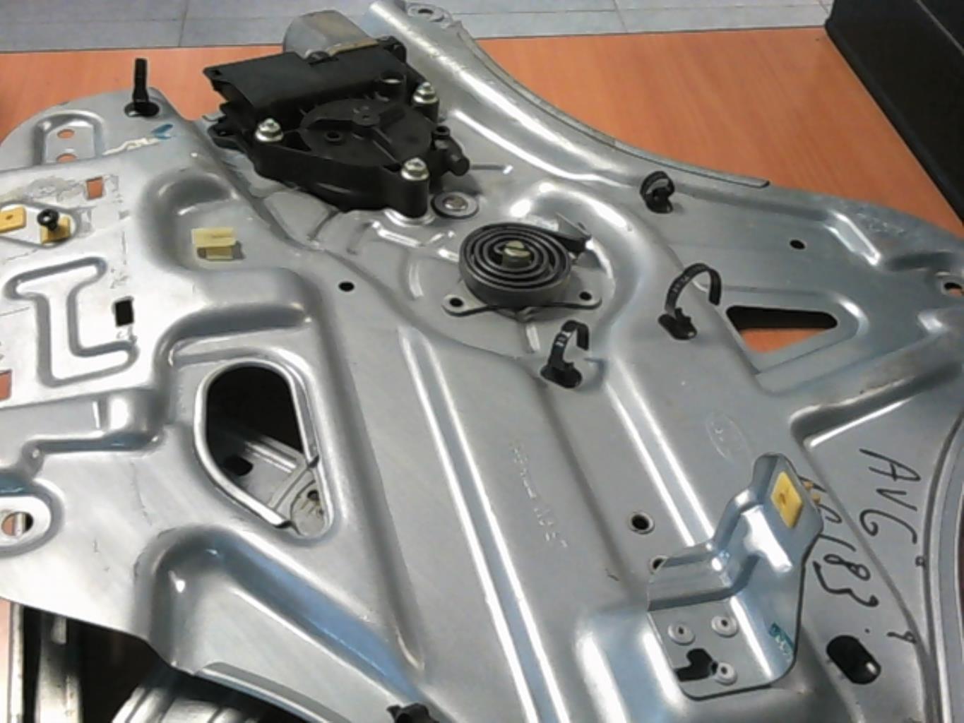 Alzacristalli elettrico anteriore sinistro KIA MAGENTIS 2 PHASE 1 Diésel - 1