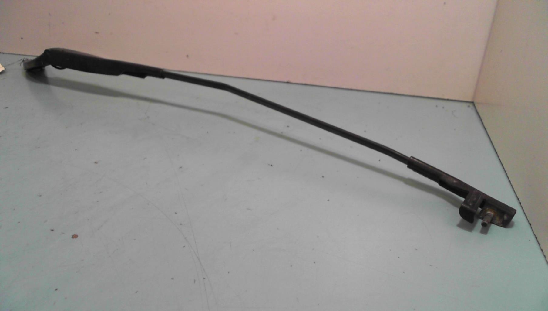 Braccio tergicristallo anteriore destro VOLKSWAGEN BORA BREAK Diésel - 1