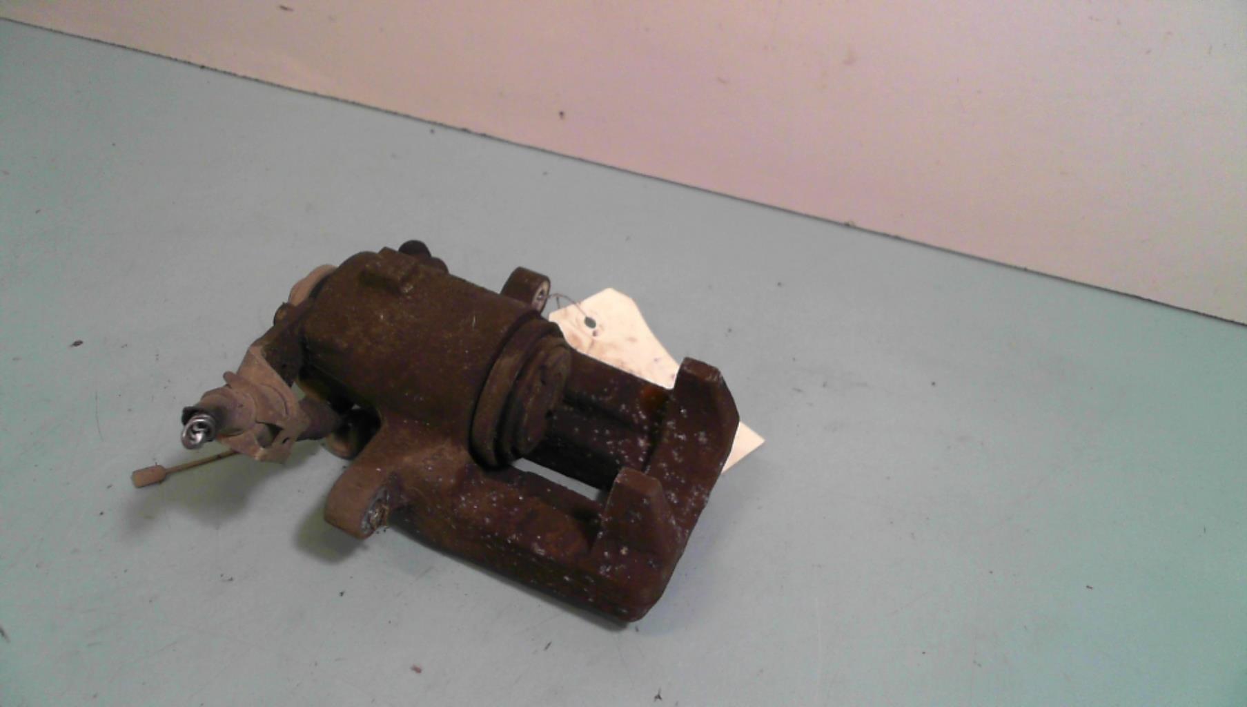 Pinza freni posteriore sinistra VOLKSWAGEN BORA BREAK Diésel - 1