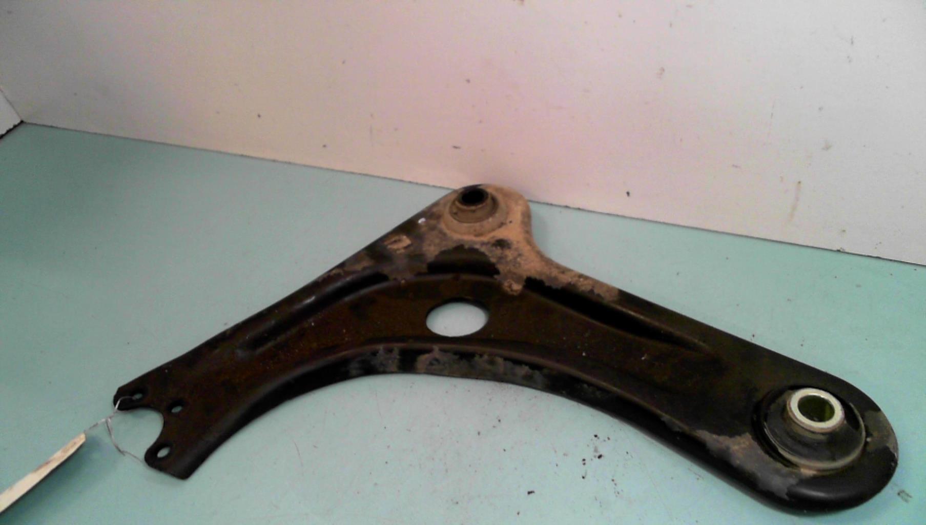 Triangle avant gauche CITROEN C3 2 PHASE 1 Diesel - 1