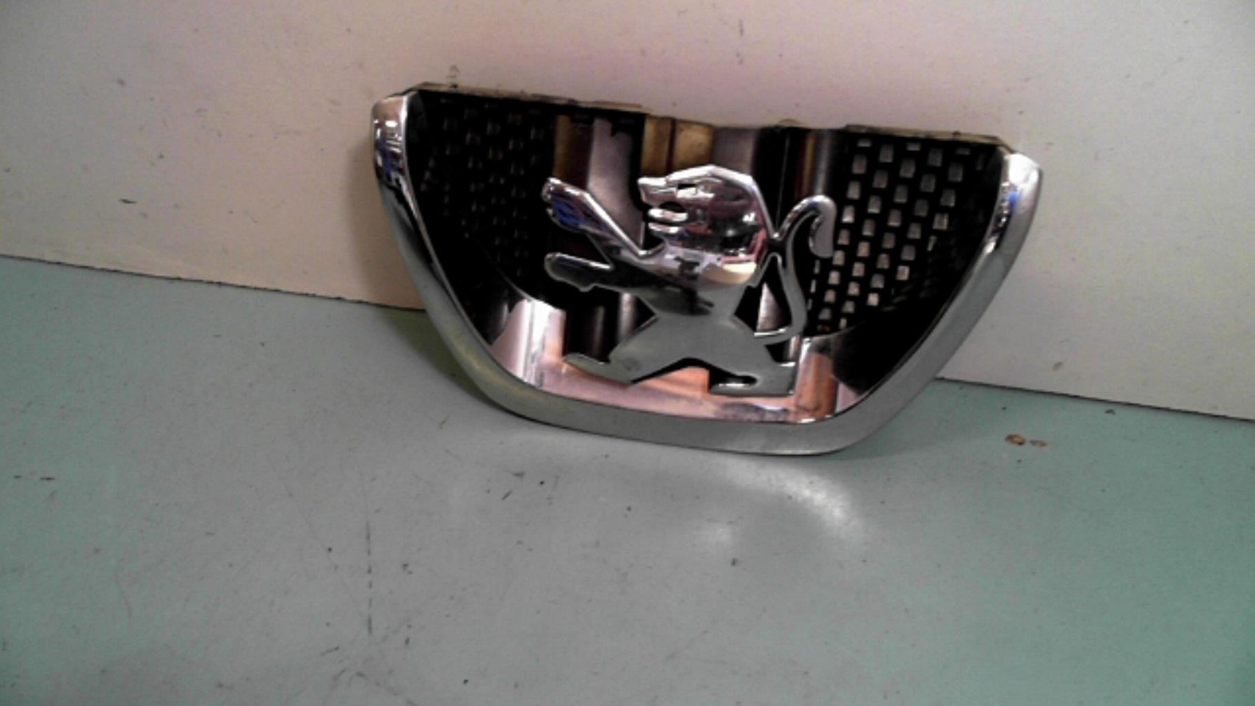 Sigle de calandre PEUGEOT 207 PHASE 1 Diesel - 1