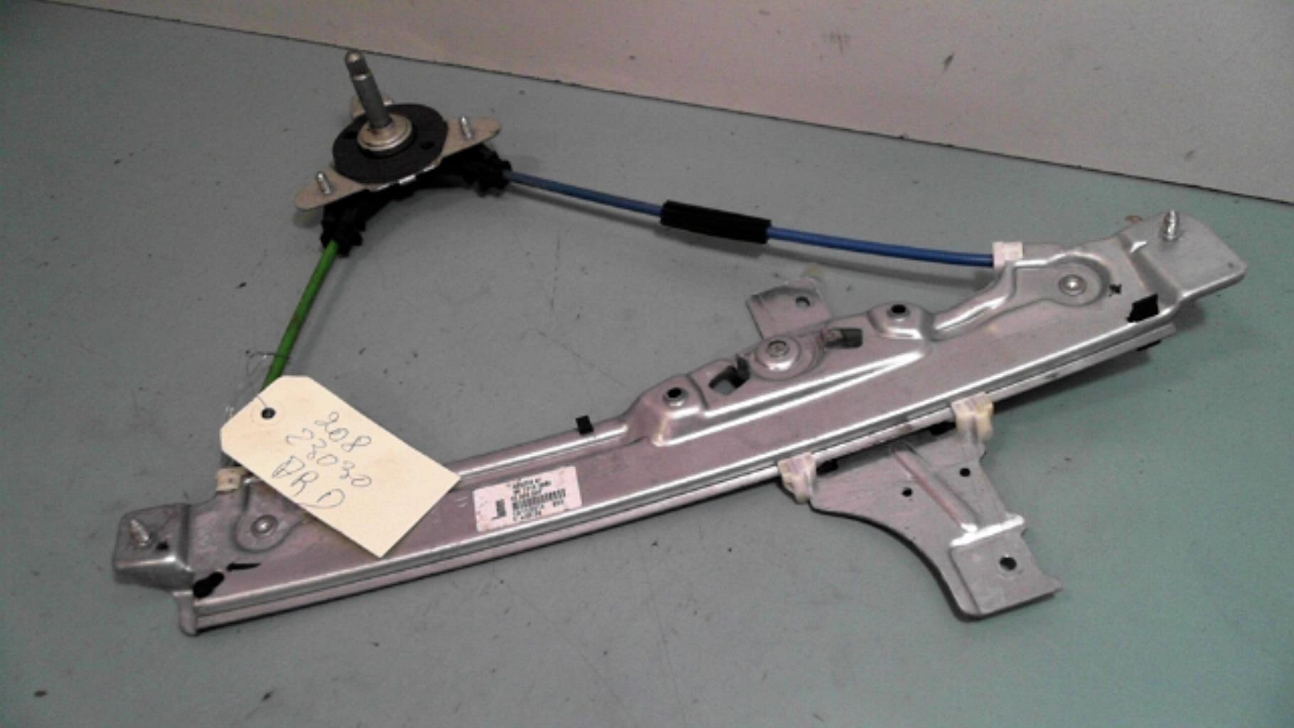Alzacristalli manuale posteriore destro PEUGEOT 208 1 PHASE 1 Diésel - 1