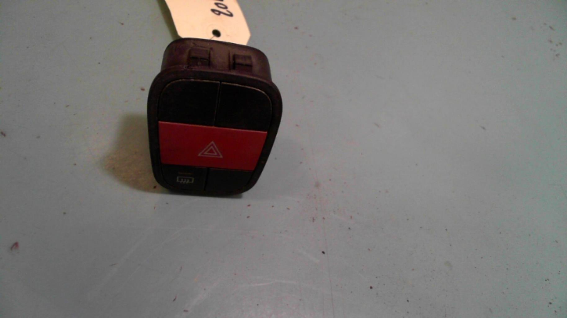Bouton de warning CITROEN NEMO Diesel - 1