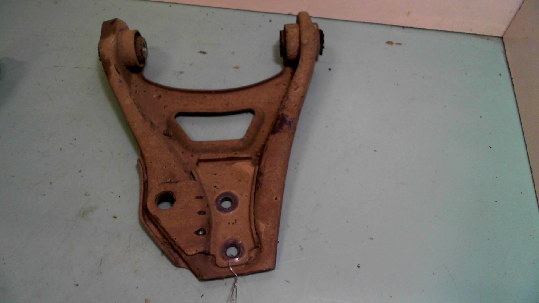Triangolo inferiore anteriore destro RENAULT CLIO 1 PHASE 1 Gasolina - 1