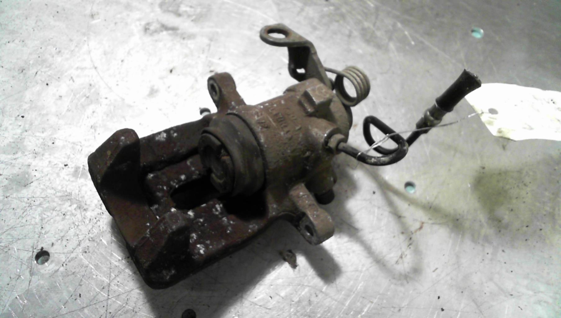 Pinza freni posteriore sinistra PEUGEOT 308 1 PHASE 1 Diésel - 1