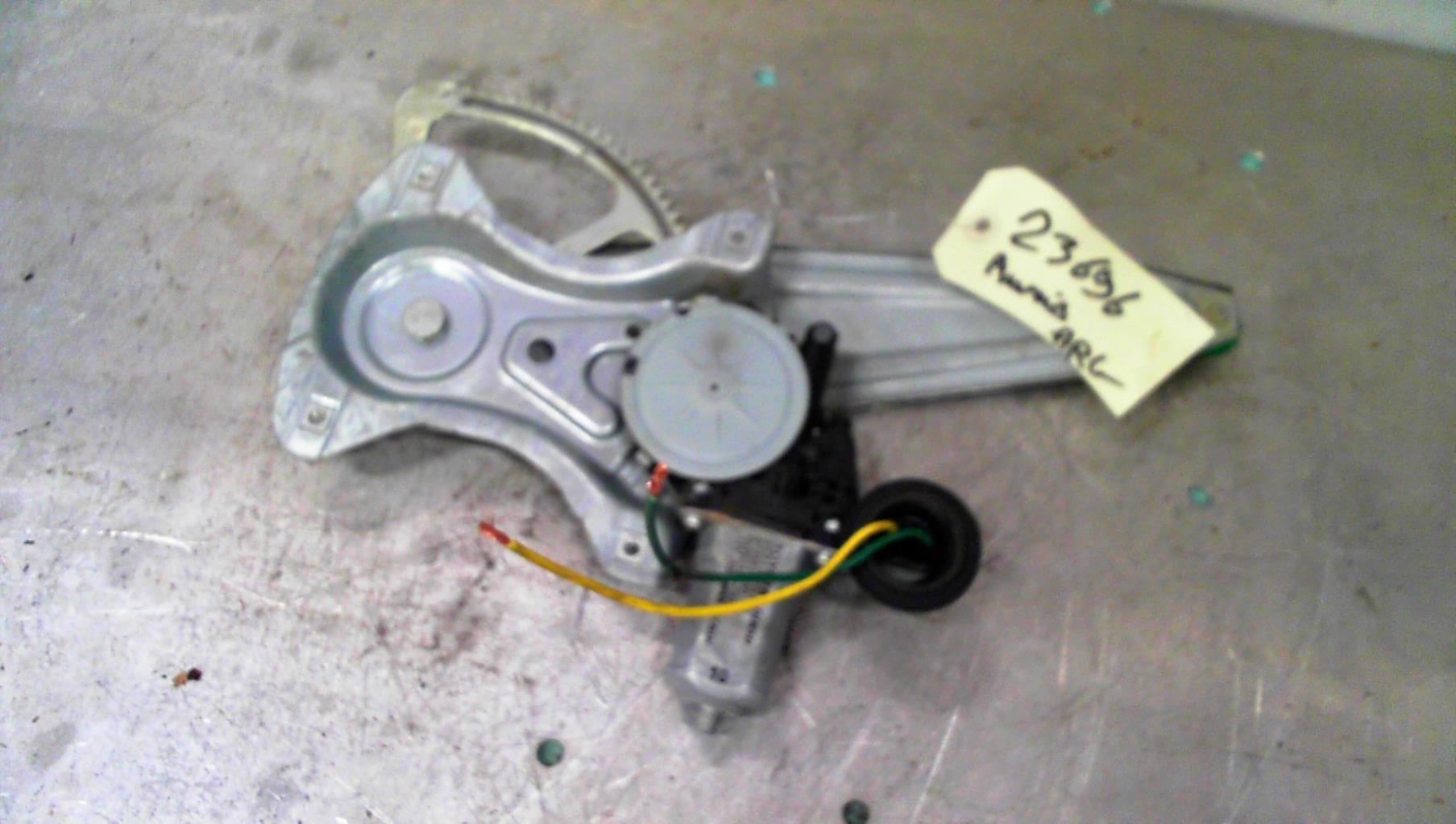 Alzacristalli elettrico posteriore sinistro TOYOTA AURIS 1 PHASE 1 Diésel - 1
