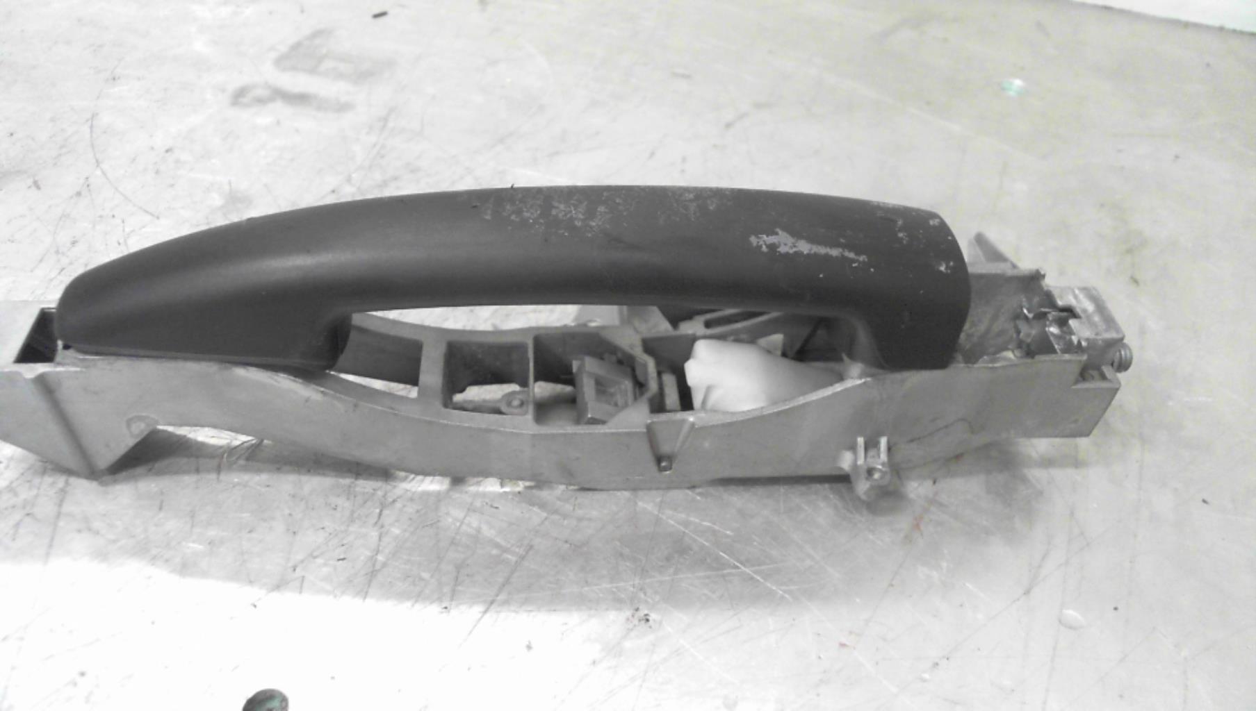 Maniglia portiera anteriore sinistra CITROEN C3 2 PHASE 2 Diésel - 1