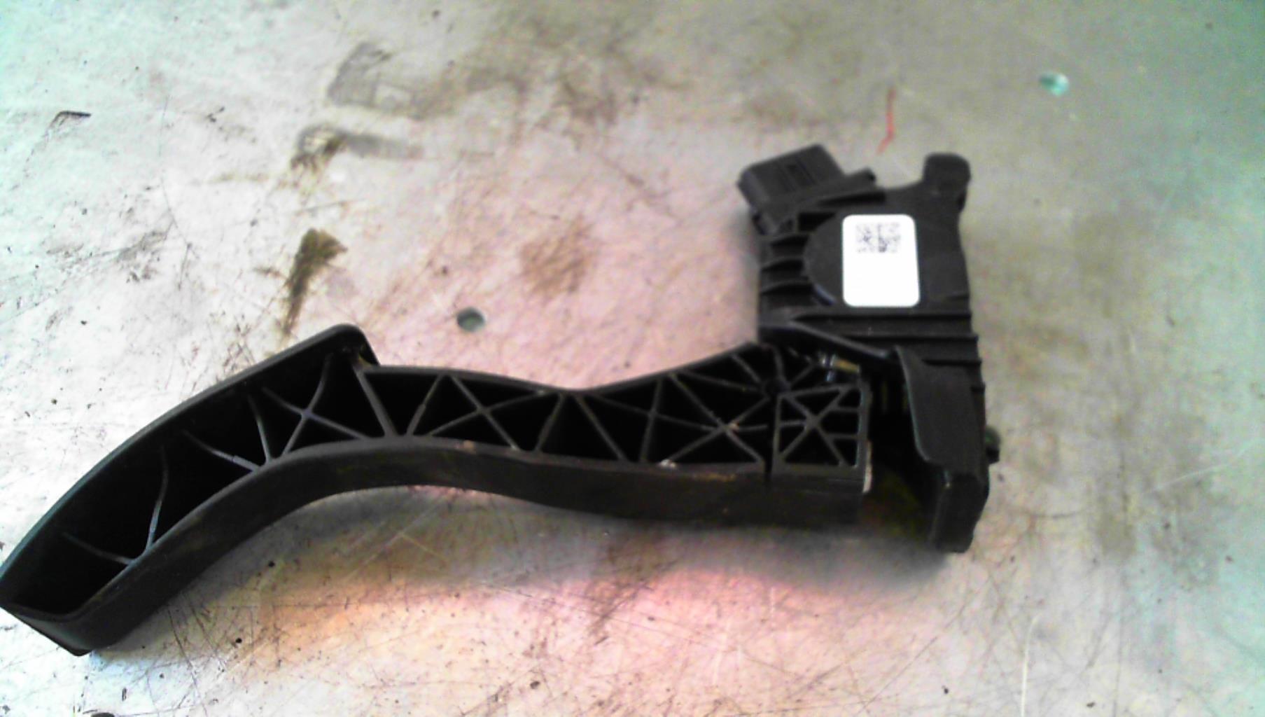 Potenziometro pedale acceleratore VOLKSWAGEN GOLF 7 PHASE 1 Diésel - 1