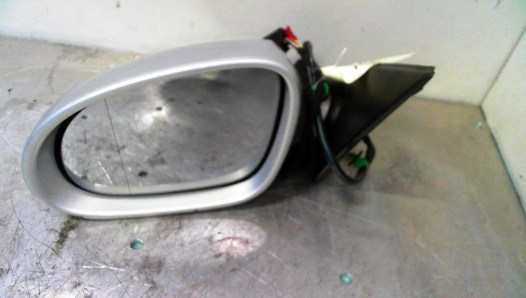 Specchietto retrovisore sinistro VOLKSWAGEN PASSAT 5 BREAK Diésel - 1