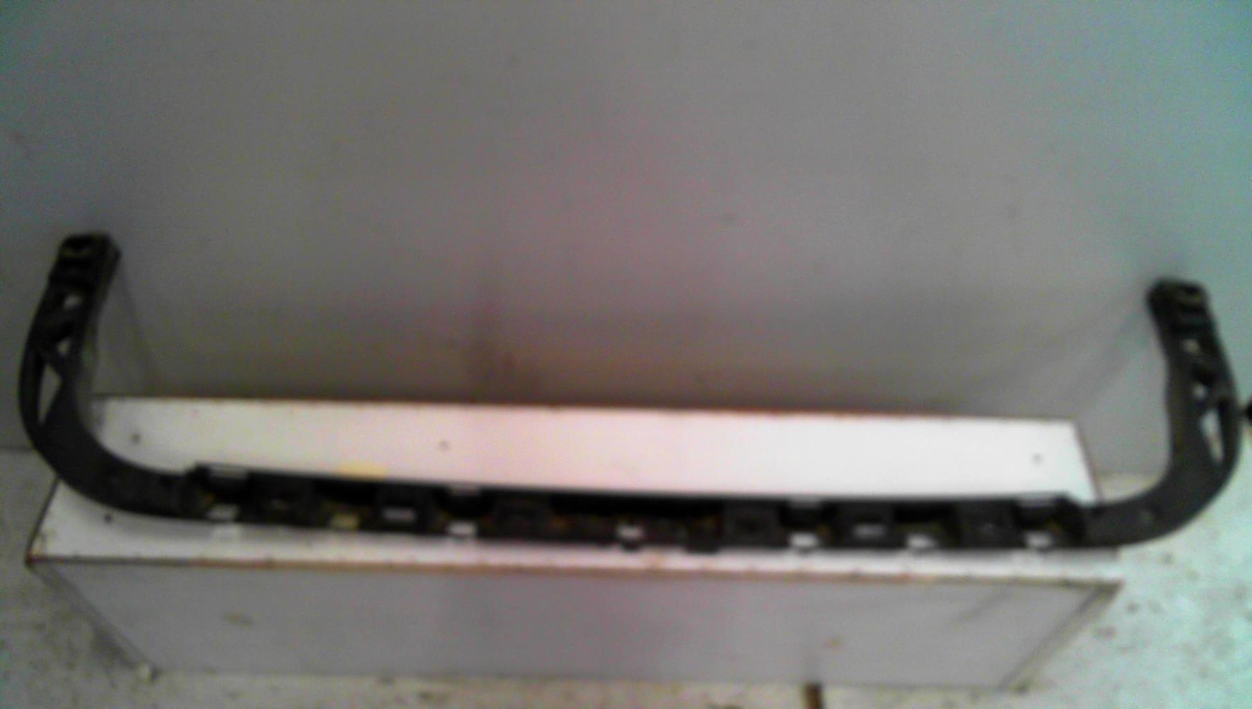 Supporto paraurti posteriore VOLKSWAGEN PASSAT 5 BREAK Diésel - 1