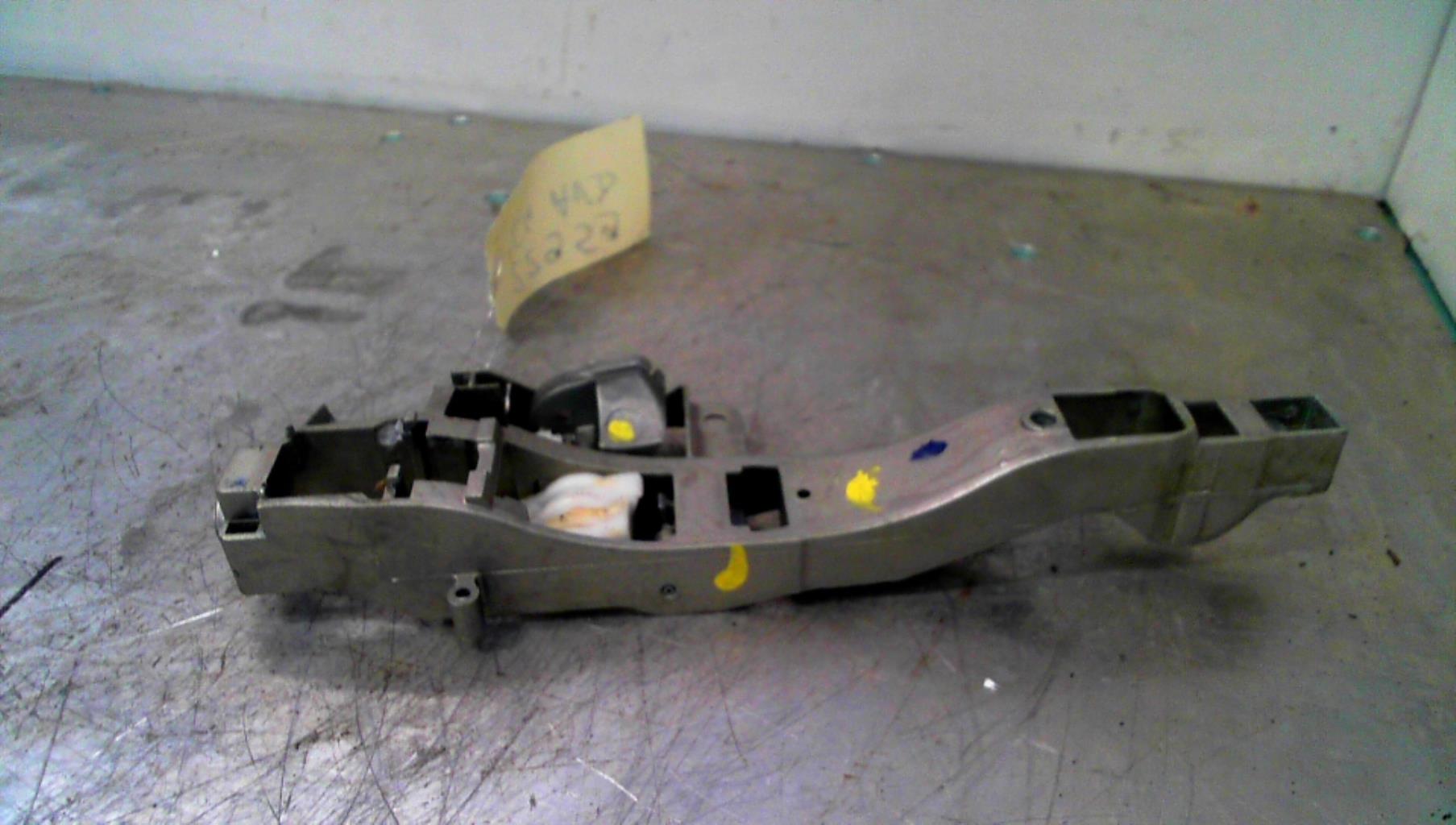 Supporto maniglia portiera anteriore destra CITROEN C4 1 PHASE 1 COUPE Diésel - 1