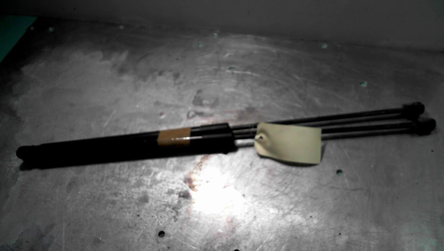 Verin de coffre FORD FOCUS 3 PHASE 1 Essence - 1