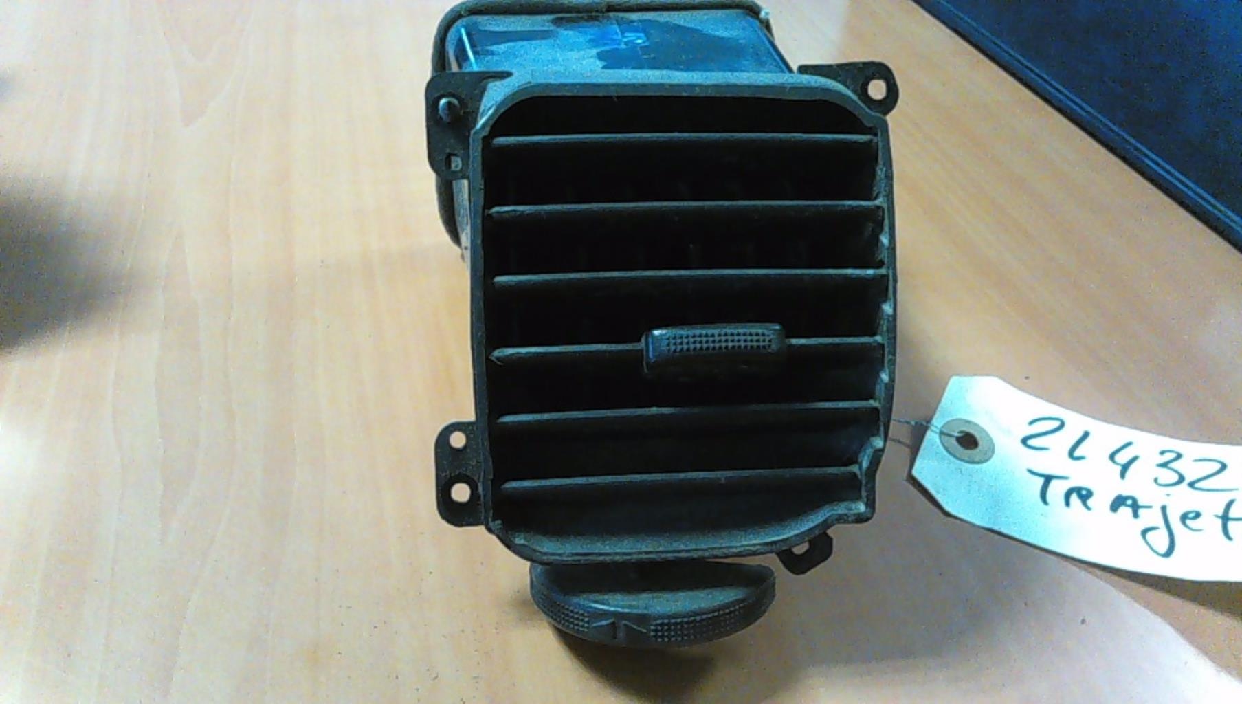 Bocchetta aerazione cruscotto anteriore destra HYUNDAI TRAJET Diésel - 1