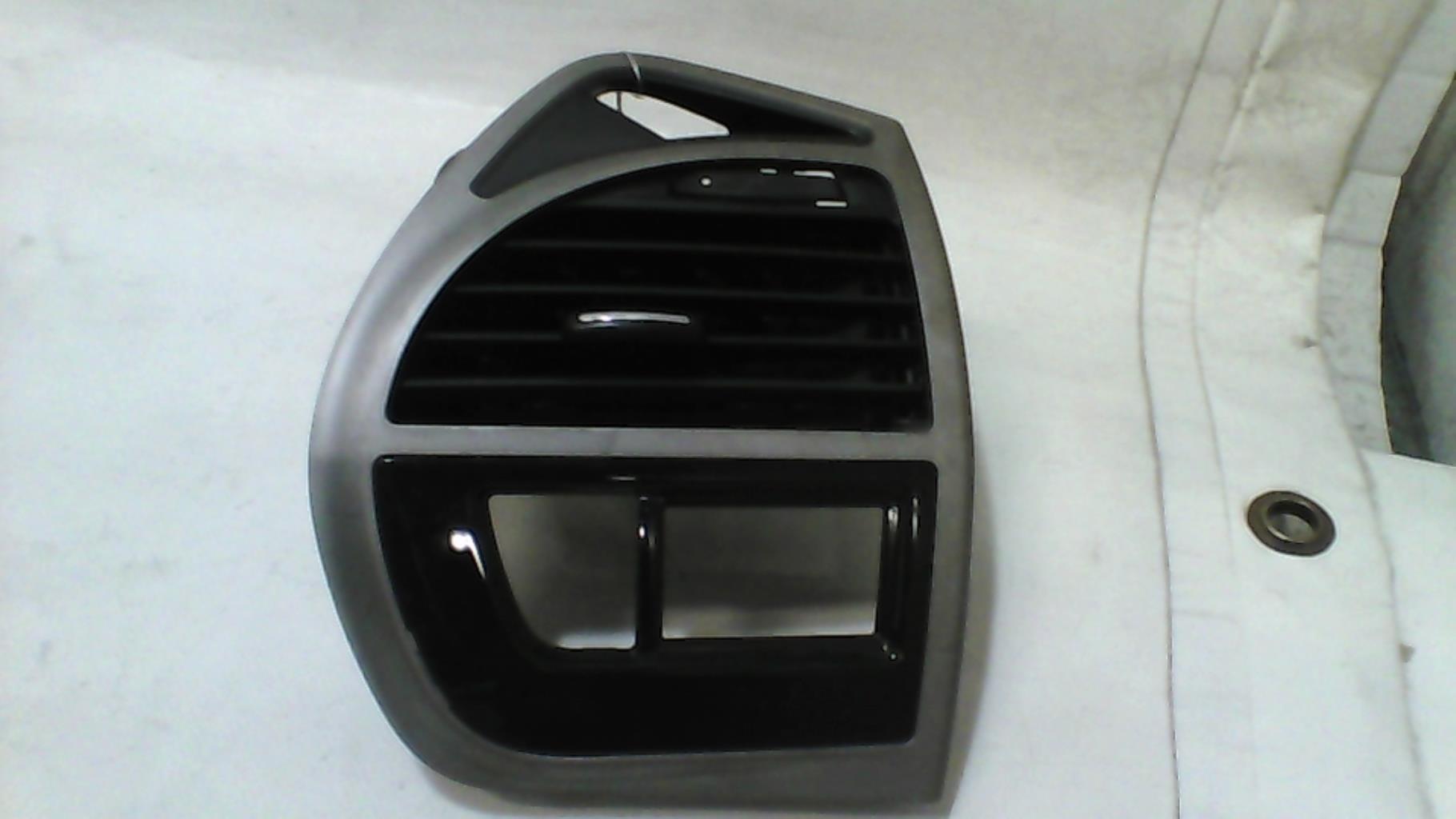 Bocchetta aerazione cruscotto anteriore destra CITROEN C4 GRAND PICASSO 1 Diésel - 1