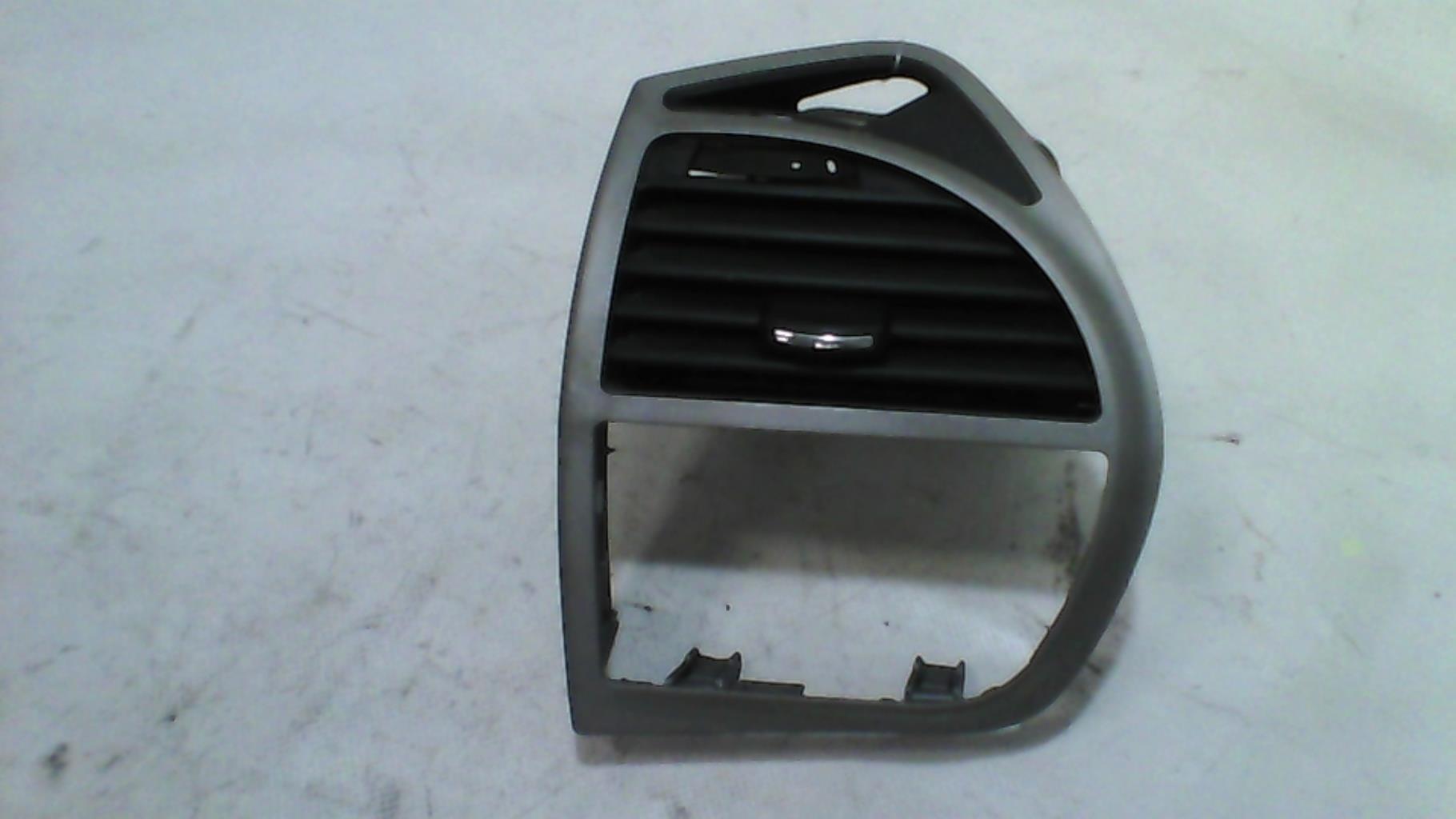 Bocchetta aerazione cruscotto anteriore sinistra CITROEN C4 GRAND PICASSO 1 Diésel - 1