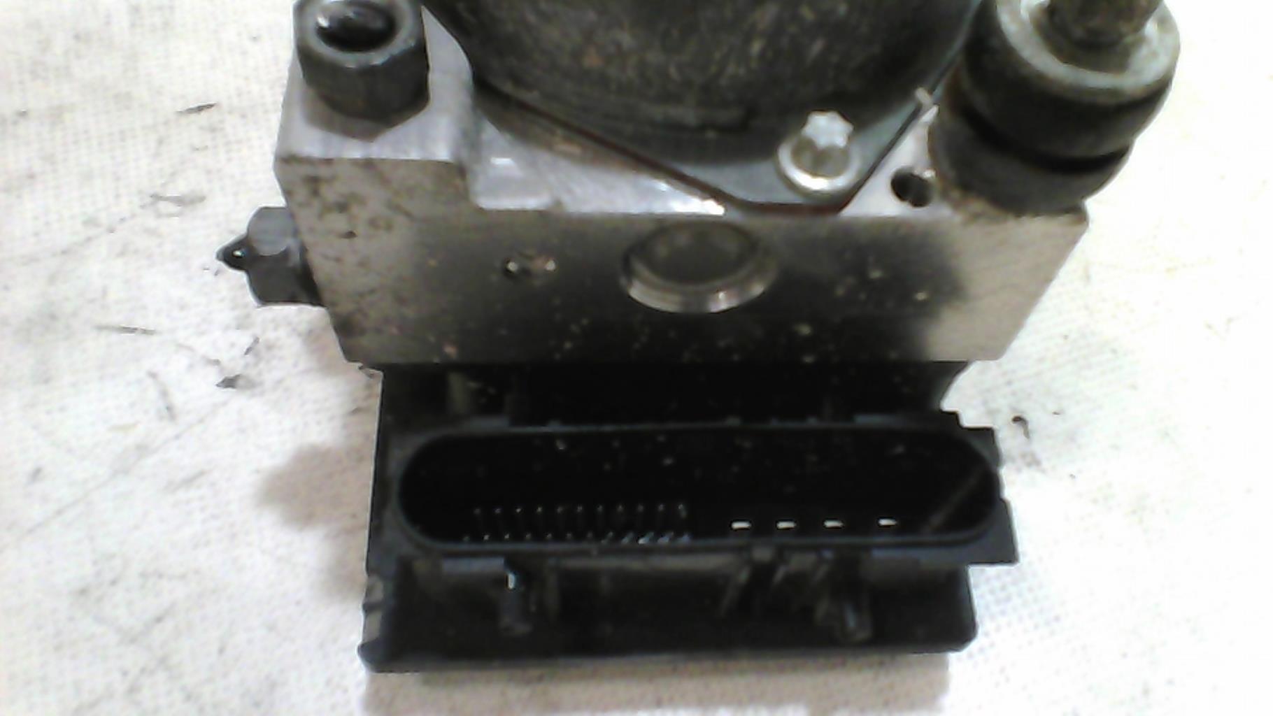 Blocco ABS (antibloccaggio freni) RENAULT CLIO 3 PHASE 2 BREAK Diésel - 1