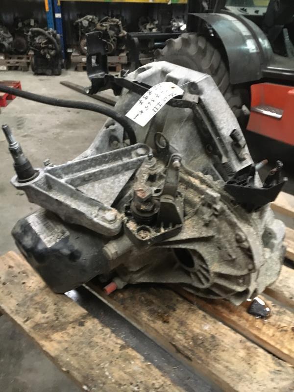 Boite de vitesses RENAULT CLIO 3 PHASE 2 BREAK Diesel - 1