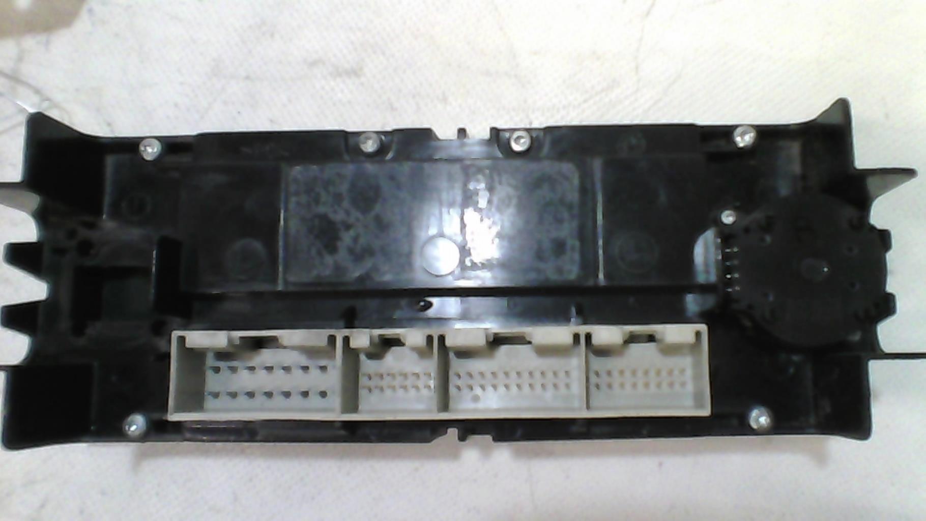 Comandi riscaldamento VOLKSWAGEN PASSAT 4 PHASE 2 BREAK Diésel - 1