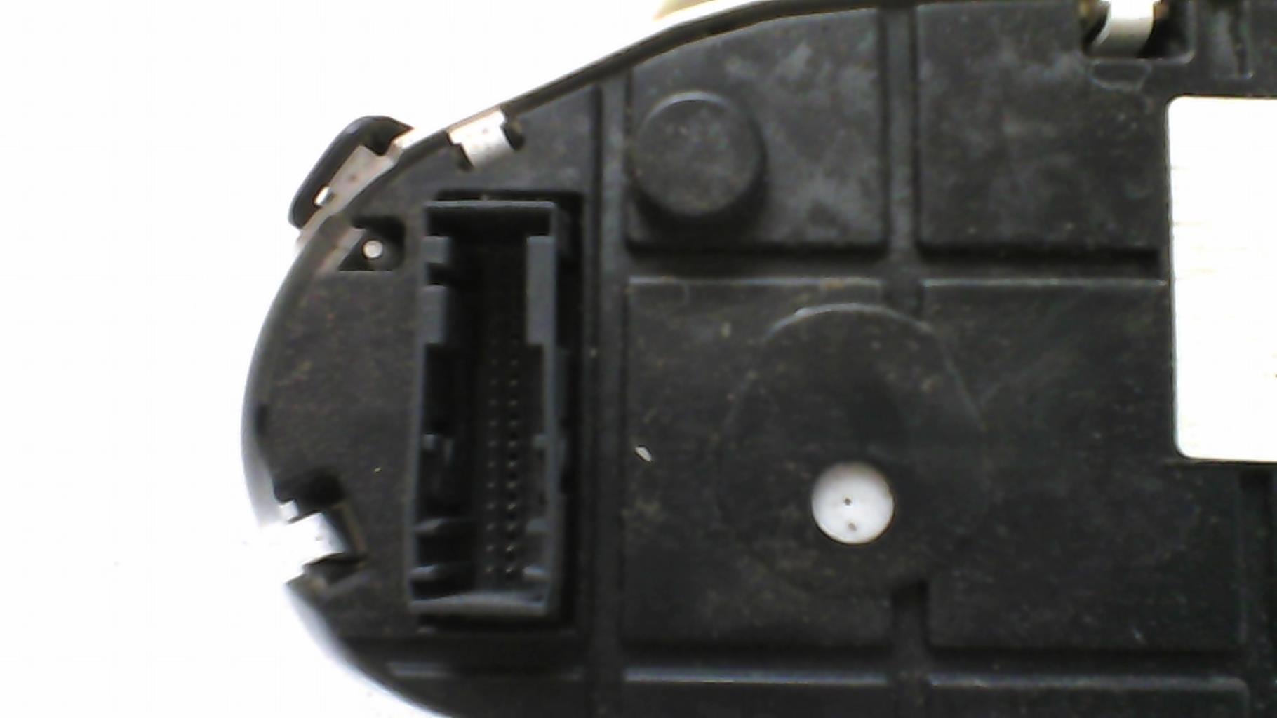 Compteur FORD FIESTA 6 PHASE 1 Diesel - 1