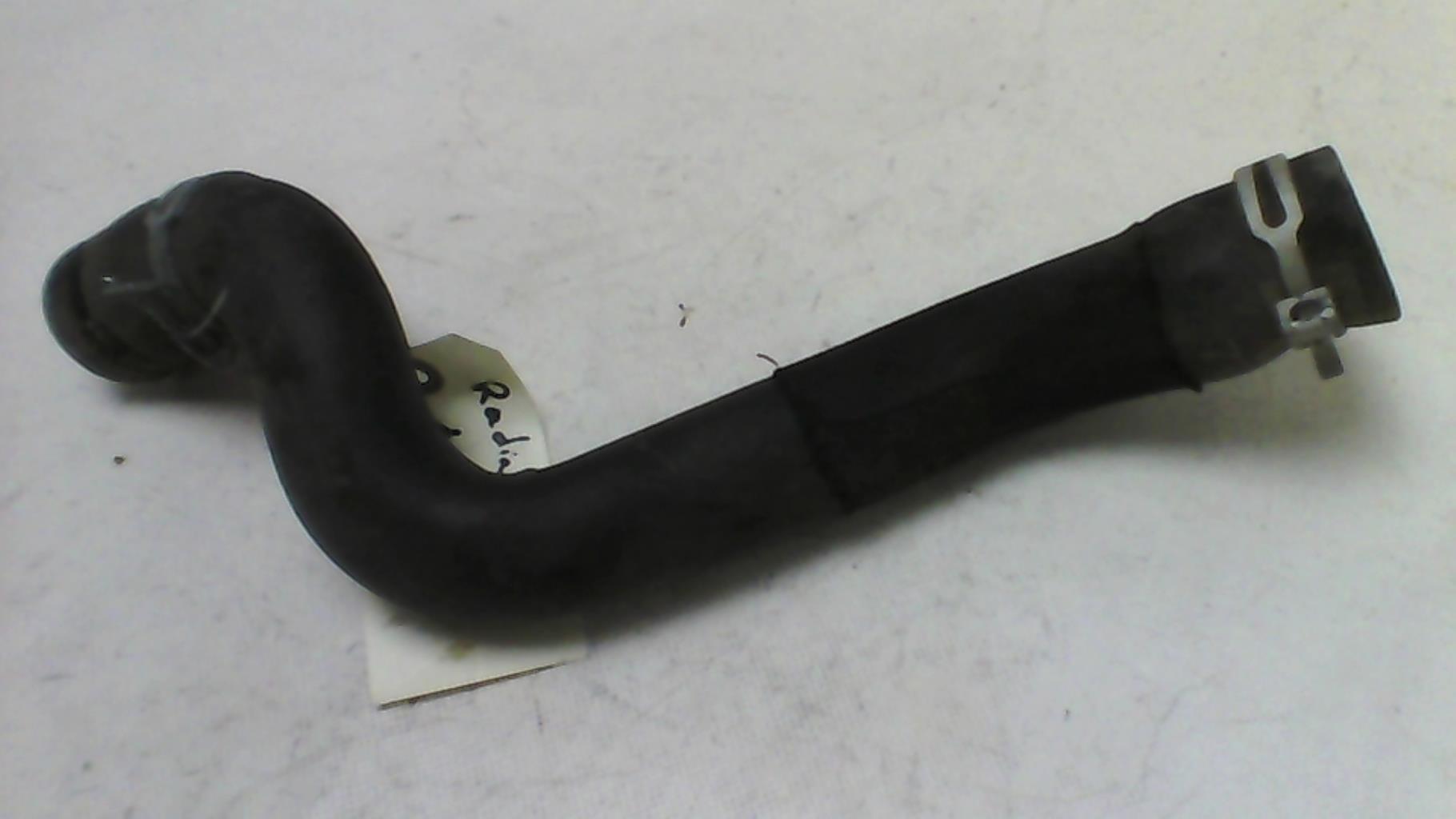 Durite supérieur de radiateur PEUGEOT 3008 1 PHASE 1 Diésel - 1