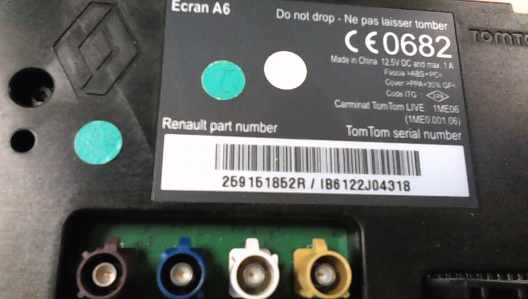 Ecran GPS RENAULT CLIO 3 PHASE 2 BREAK Diesel - 1